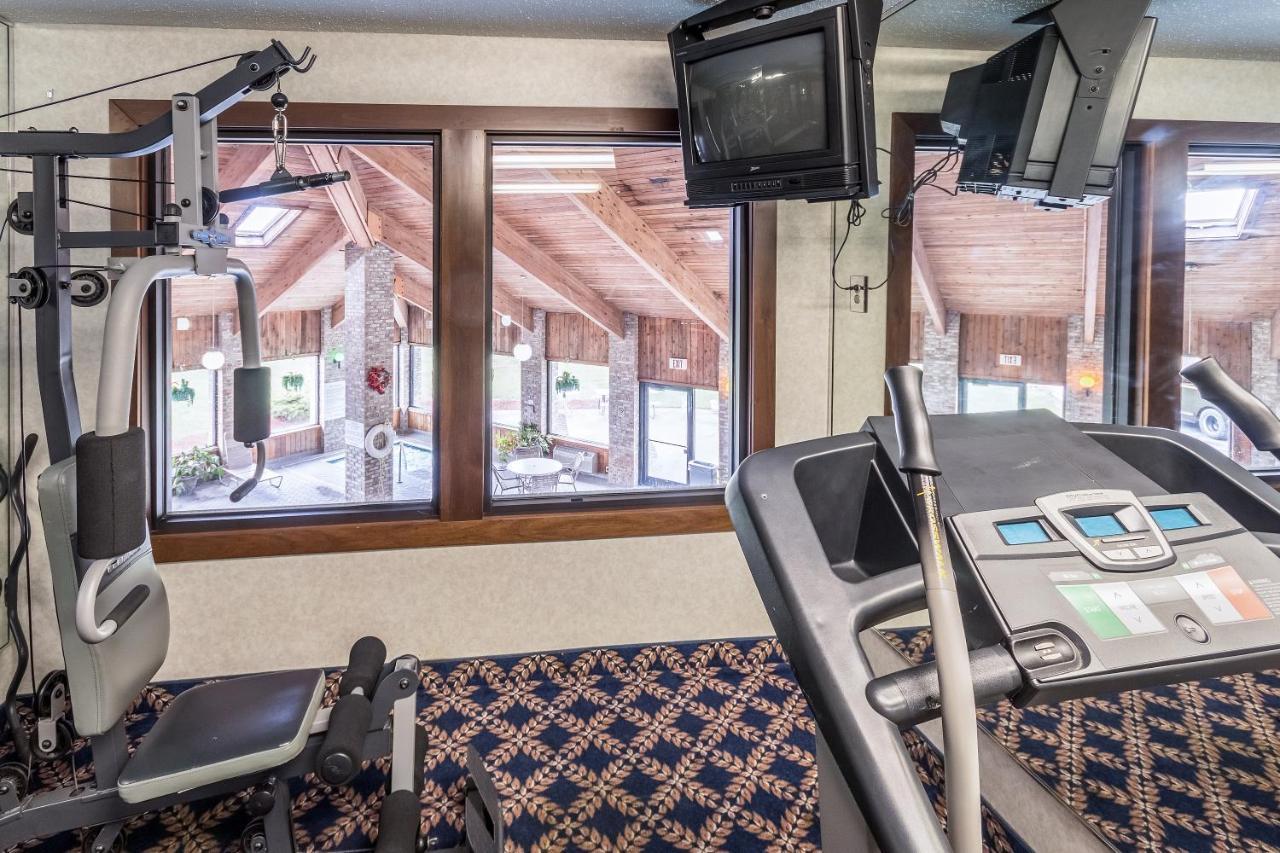 Quality Express Inn & Suites Mineral Wells Bagian luar foto